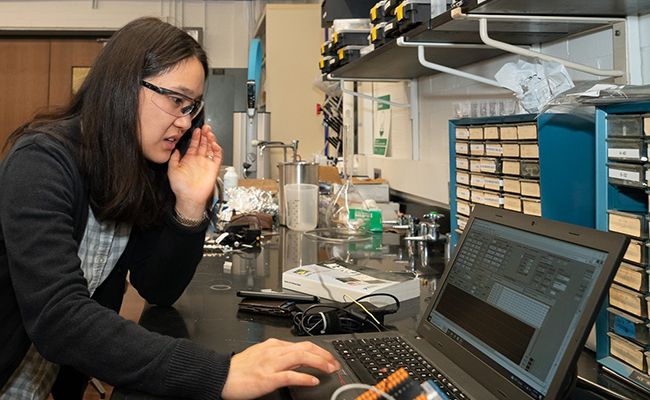 Coty Jen in her lab at Carnegie Mellon. 